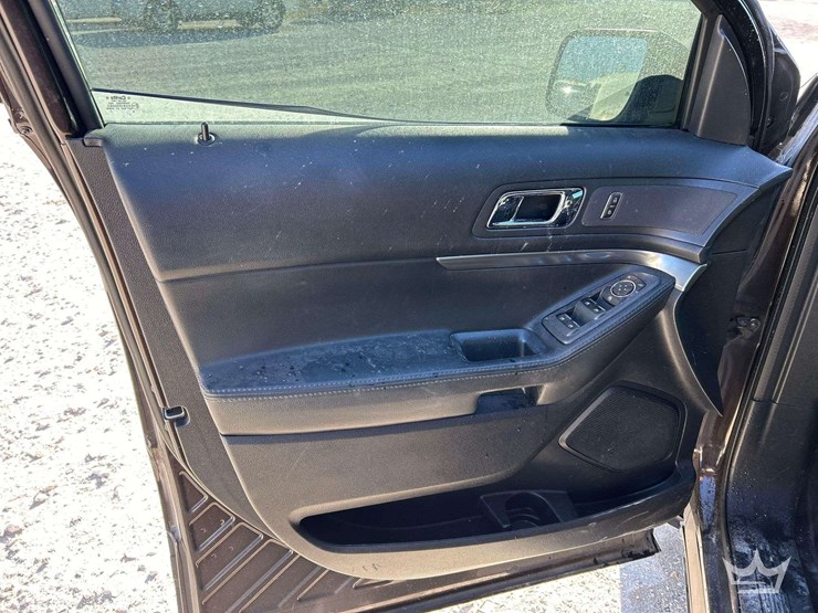 2016-ford-escape-image-11