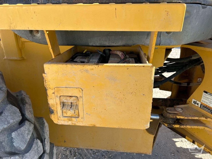 2004-deere-544j-image-18