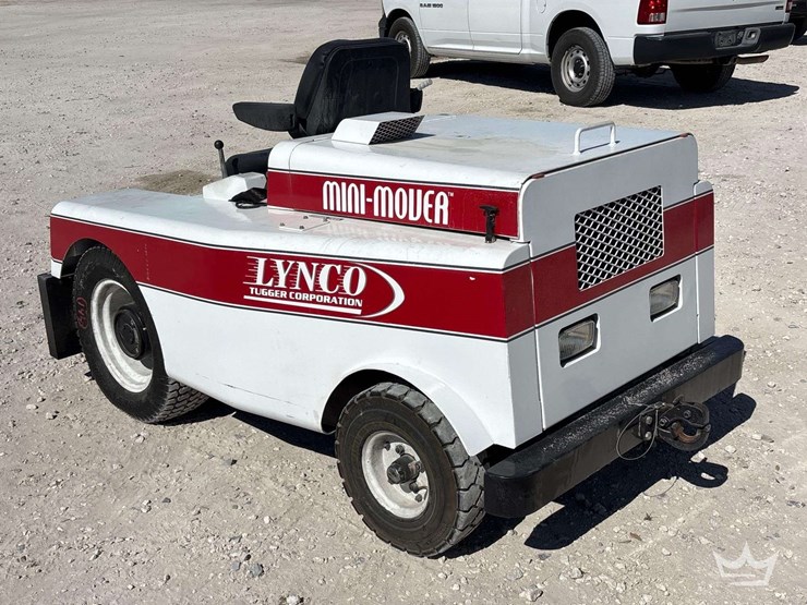 2019-lynco-mini-mover-aircraft-tug-cart-image-4