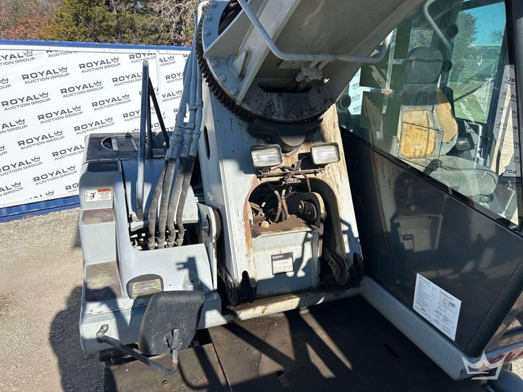 2004-gradall-xl3100-image-26