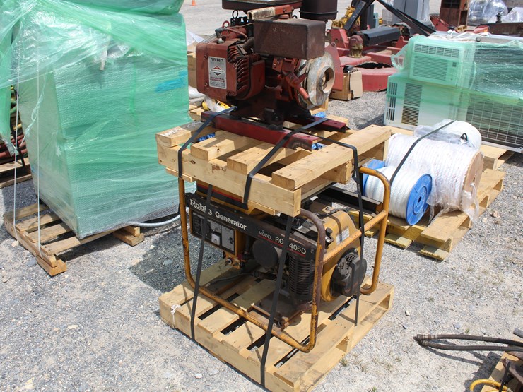 #8008-•-4-cyle-briggs-and-stratton-generator-image-3