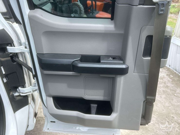 2017-ford-f250-image-27