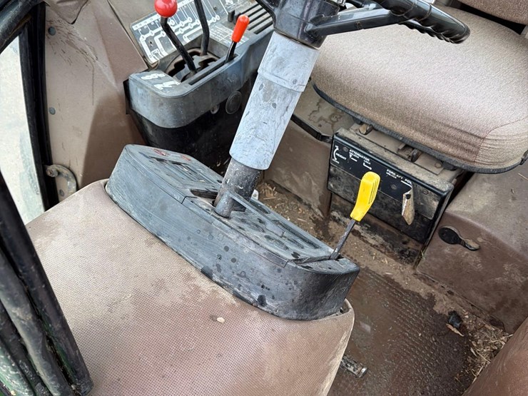 john-deere-4650-image-30