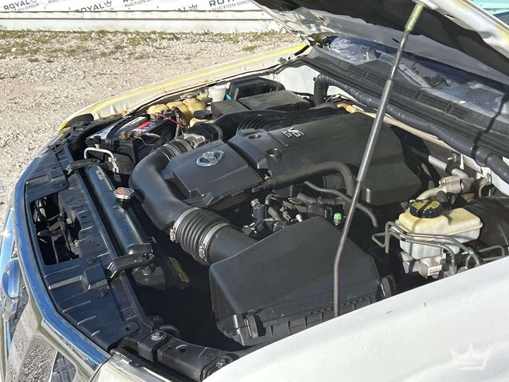 2015-nissan-frontier-image-8