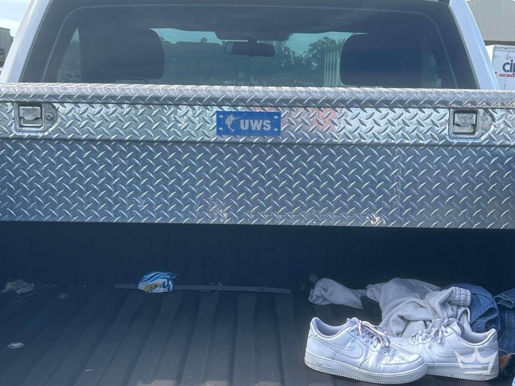 2017-ford-f150-image-13