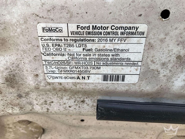 2016-ford-explorer-image-10