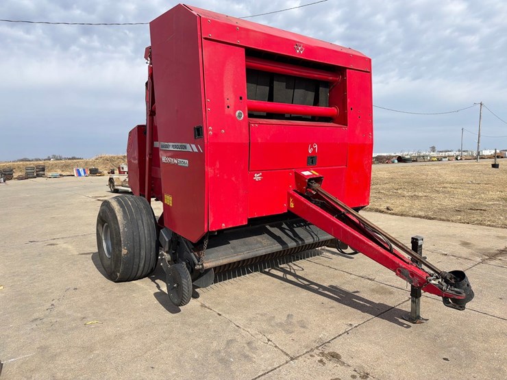 massey-ferguson-2856a-image-54