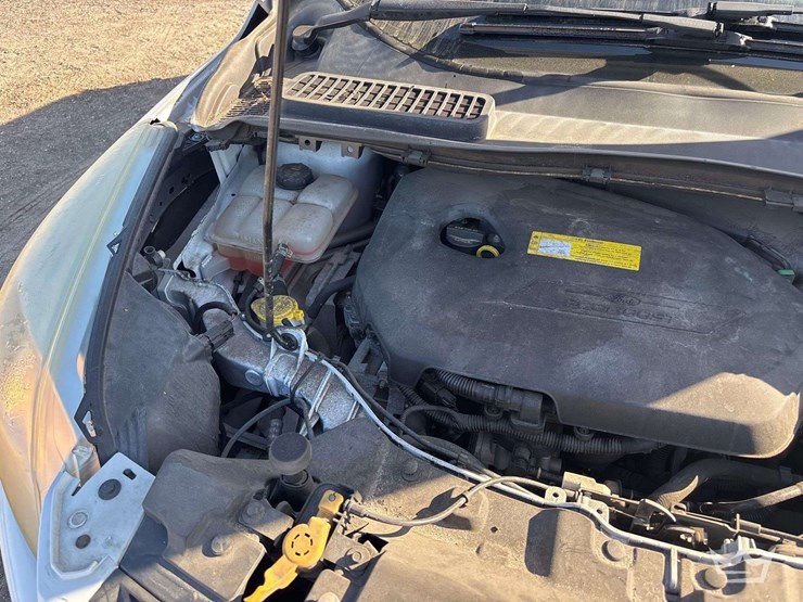 2016-ford-escape-image-8