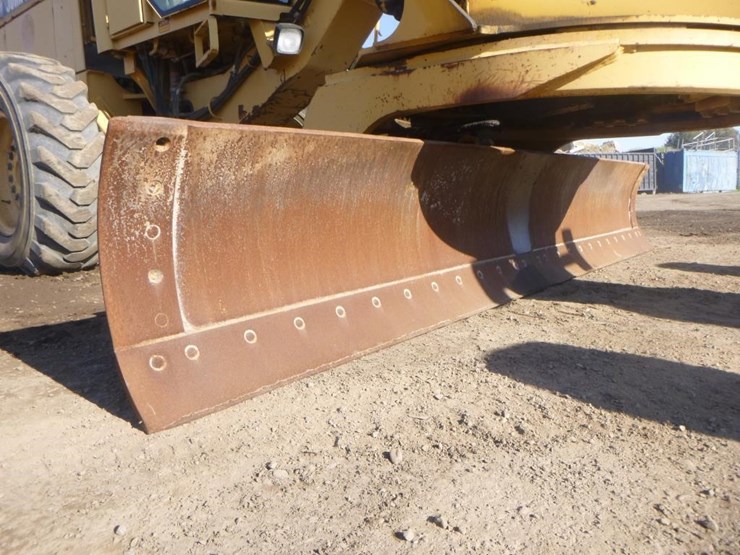 1996-deere-670b-image-16