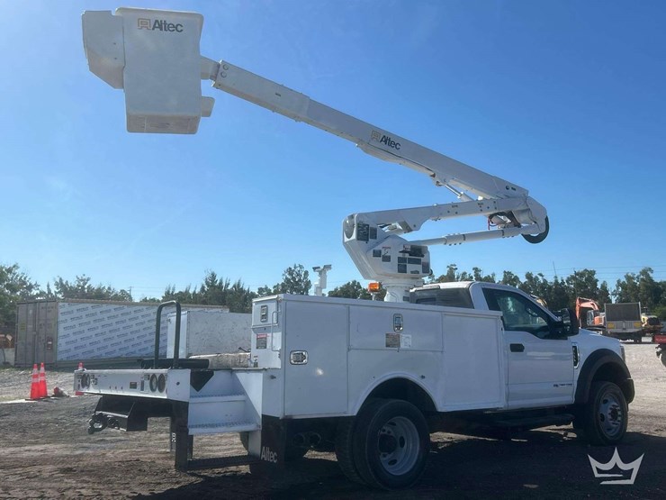 2017-altec-at40g-image-3