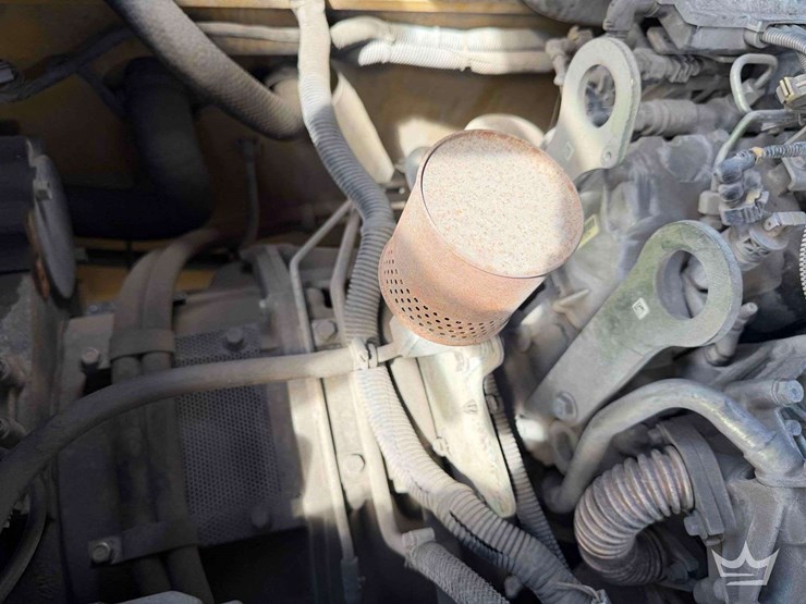 2017-caterpillar-dp70n1-image-8