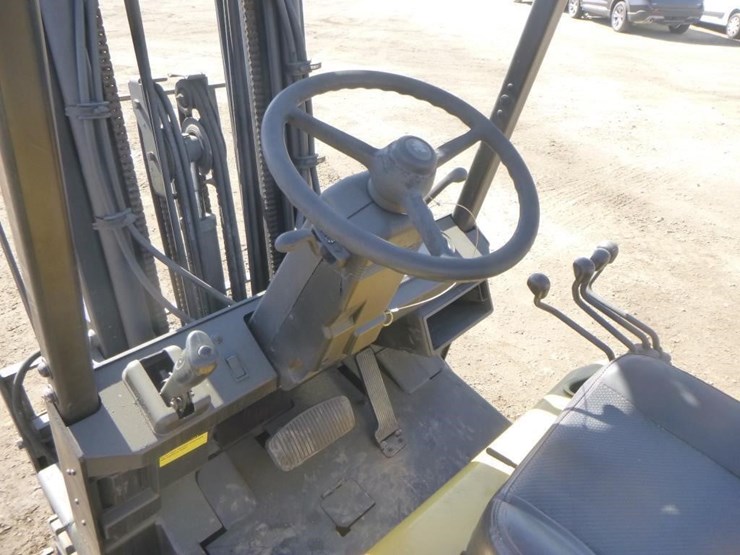 yale-glc50-forklift-image-19