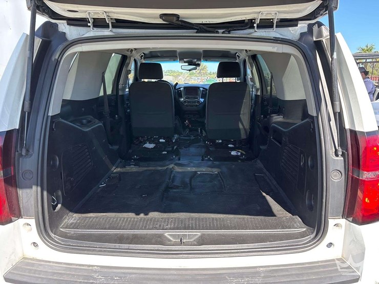 2019-chevrolet-tahoe-image-11