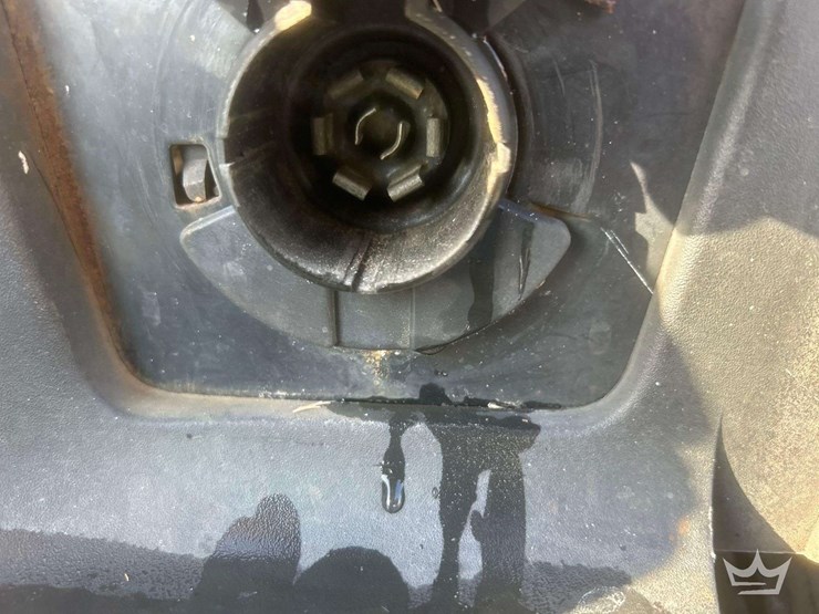 2013-gmc-sierra-2500-image-14