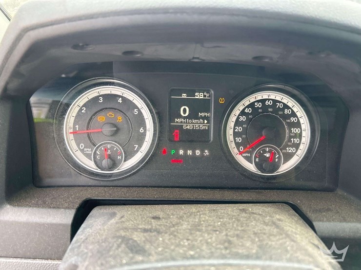 2015-dodge-1500-image-16