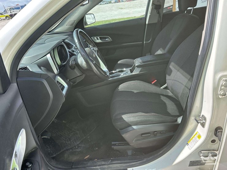 2014-chevrolet-equinox-image-12