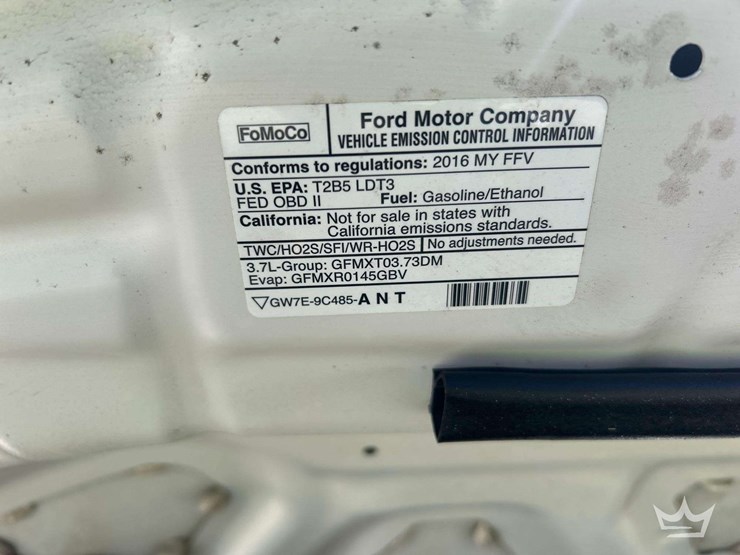 2016-ford-explorer-image-10