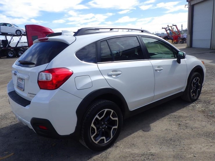 2017-subaru-crosstrek-image-3