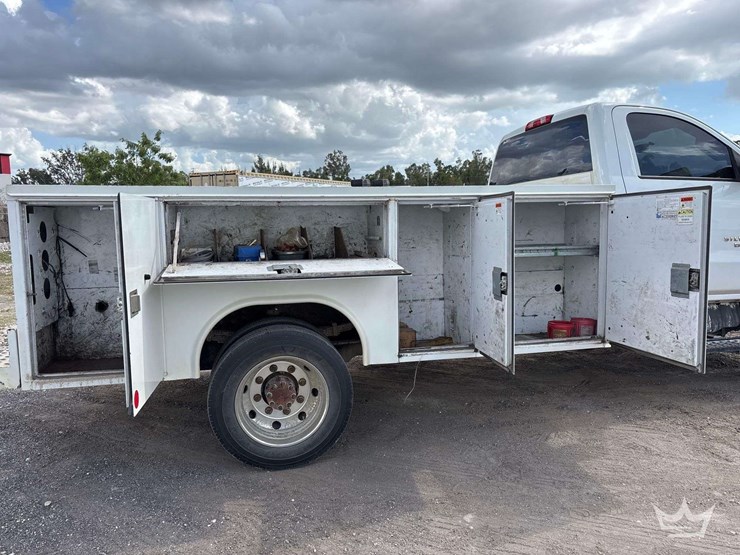2020-chevrolet-5500hd-4x4-reading-service-truck-image-12