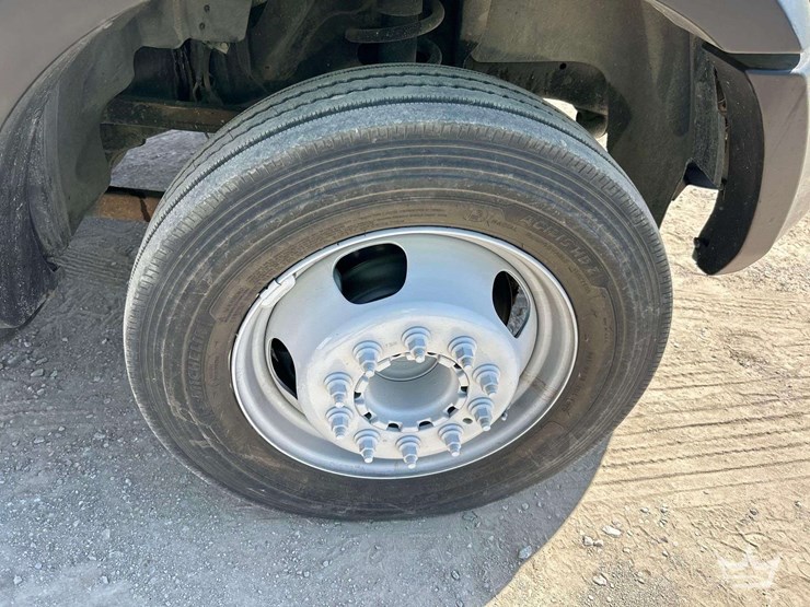 2015-ram-5500-rki-10ft.-utility-flatbed-truck-image-34