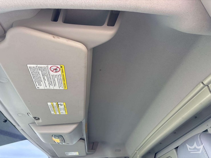 2016-ford-transit-image-21