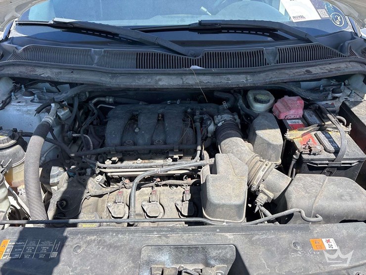 2013-ford-explorer-image-9