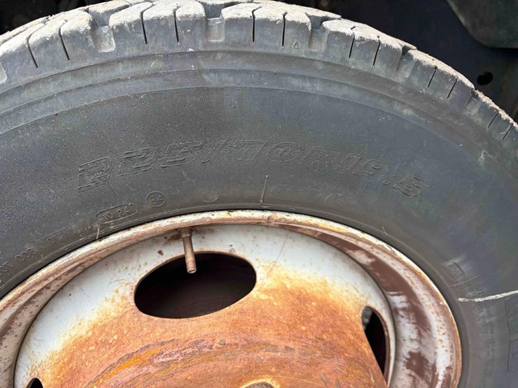 2012-ford-f450-image-7