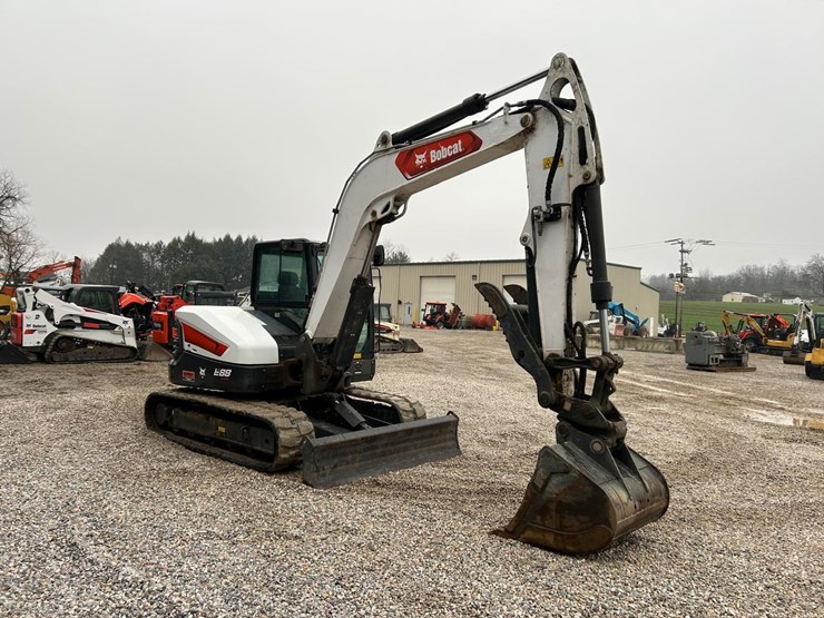 2023-bobcat-e88-image-6