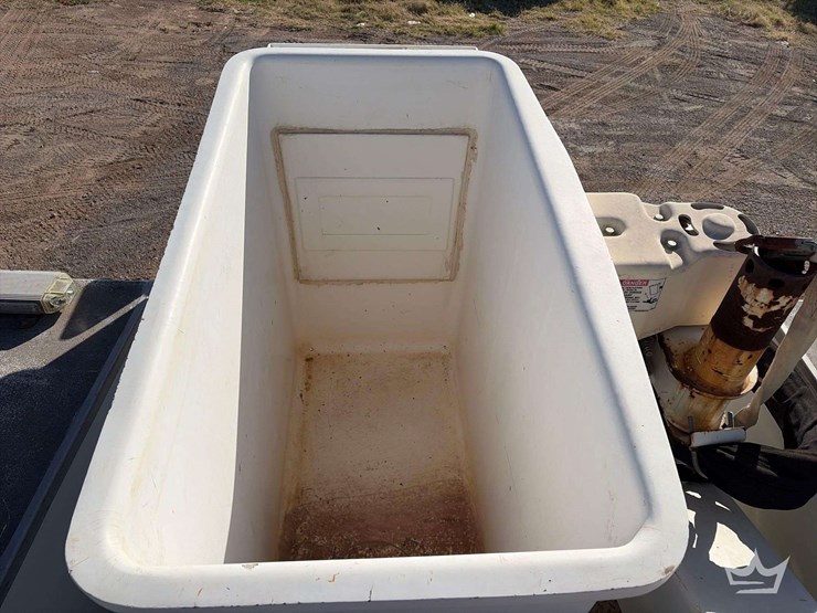 2011-international-durastar-4300-image-32