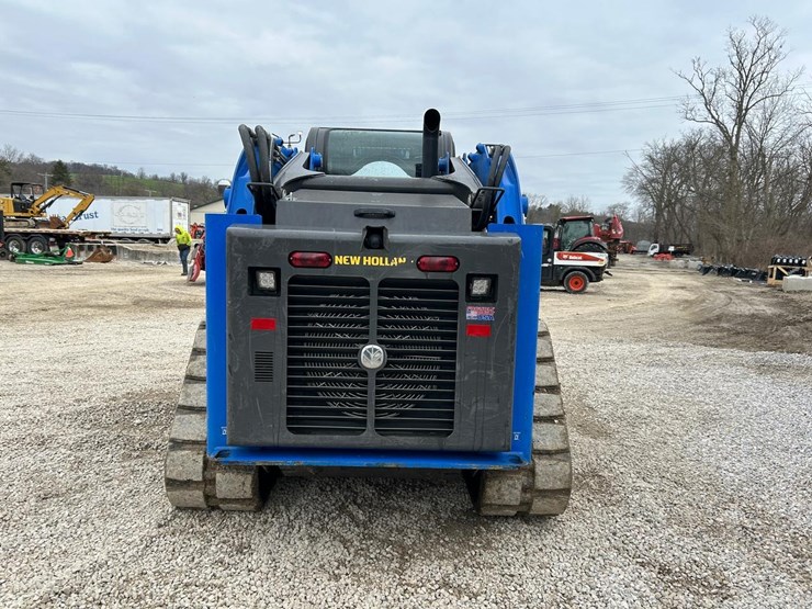 2022-new-holland-c362-image-3