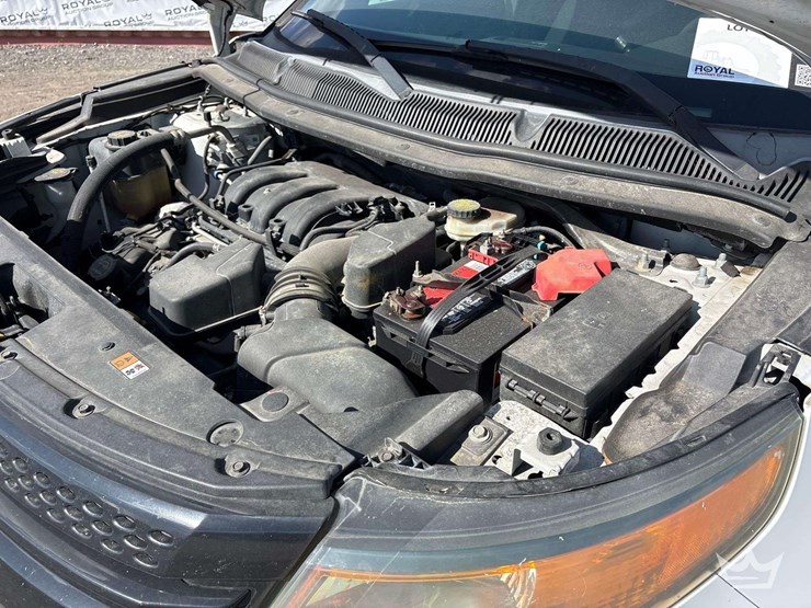 2015-ford-explorer-image-7