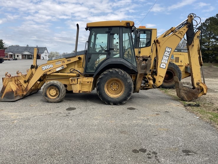 deere-310g-image-1