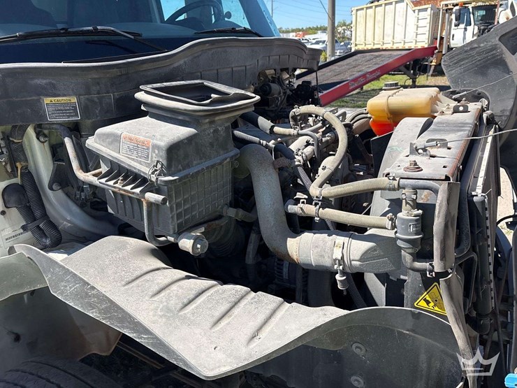 2016-international-durastar-4300-image-7