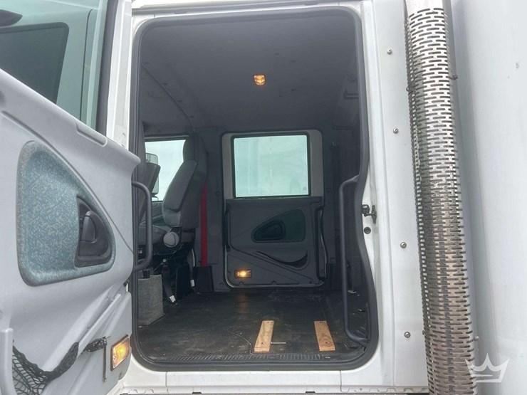 2006-international-durastar-4400-image-18