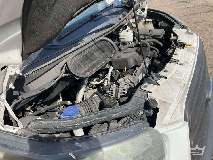 2015-ford-transit-image-8