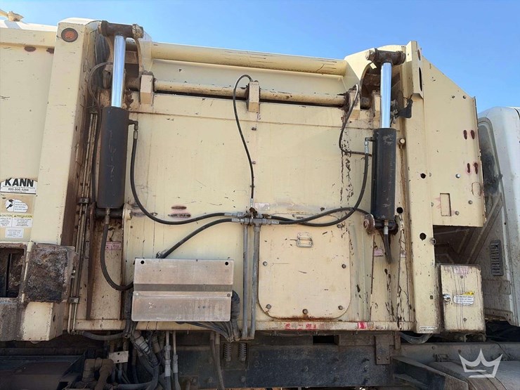 2015-international-workstar-7500-image-28