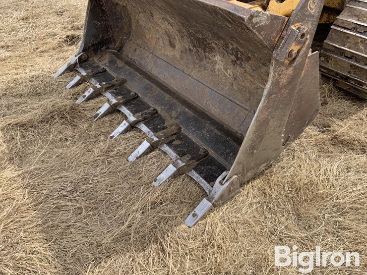 caterpillar-943-track-loader-image-9