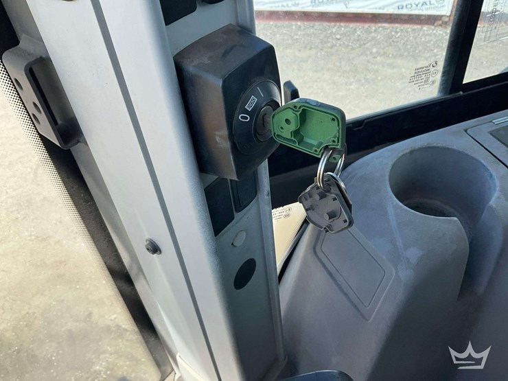 2015-volvo-l110h-image-34