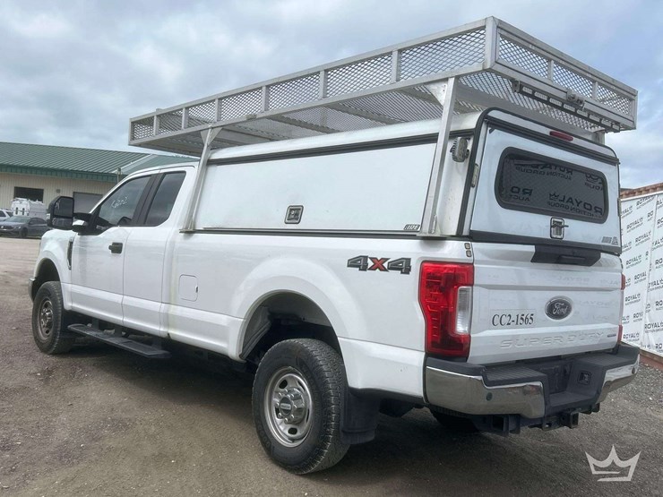 2017-ford-f250-image-4