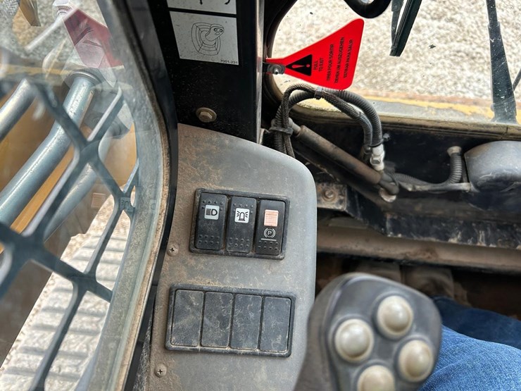 2018-asv-posi-track-vt70-image-22