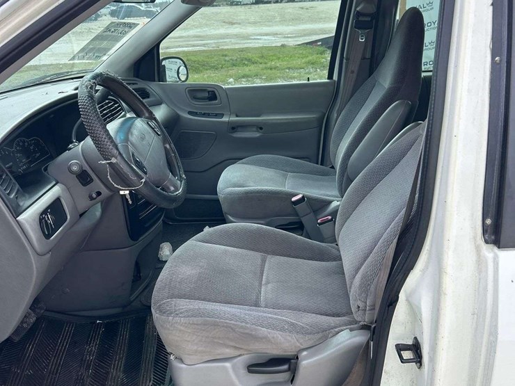 2000-ford-windstar-image-11