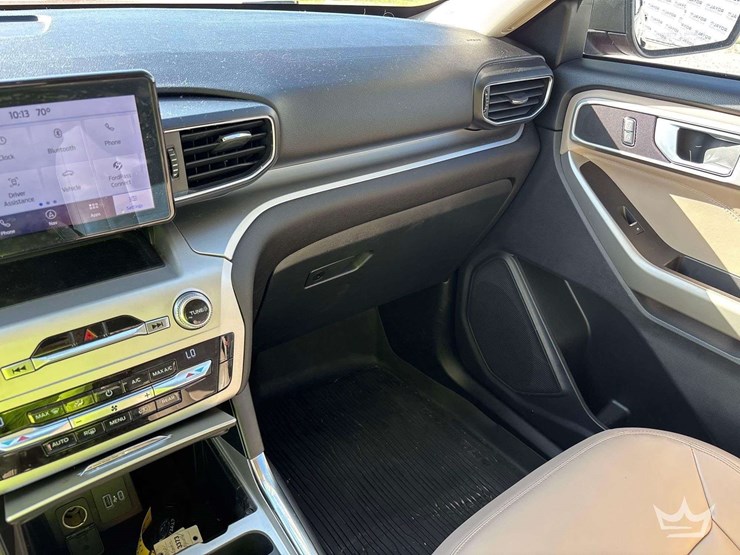 2021-ford-explorer-image-20