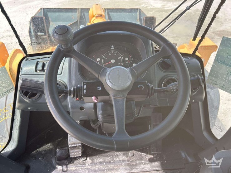 2014-hyundai-hl760-9a-image-11