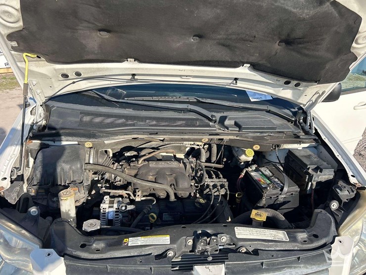 2010-dodge-grand-caravan-image-7