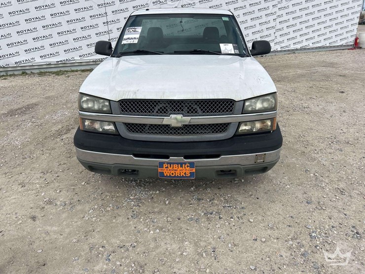 2004-chevrolet-silverado-1500-image-20