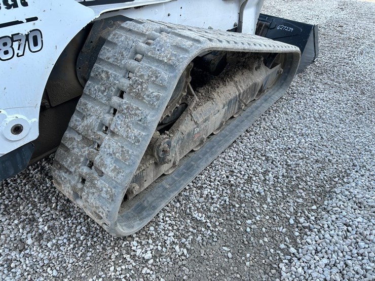 2022-bobcat-t870-image-15