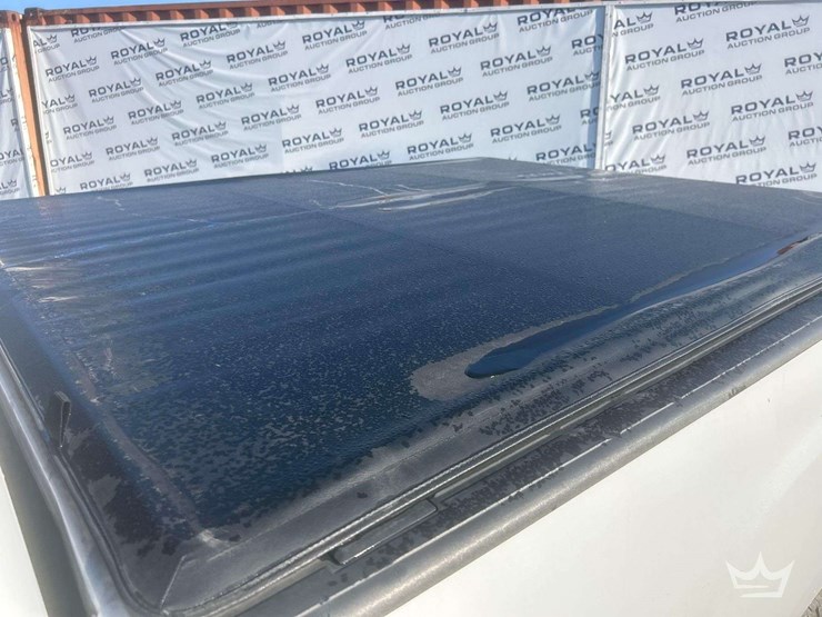 2013-gmc-sierra-2500-image-33