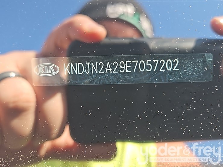 2014-kia-soul-image-29