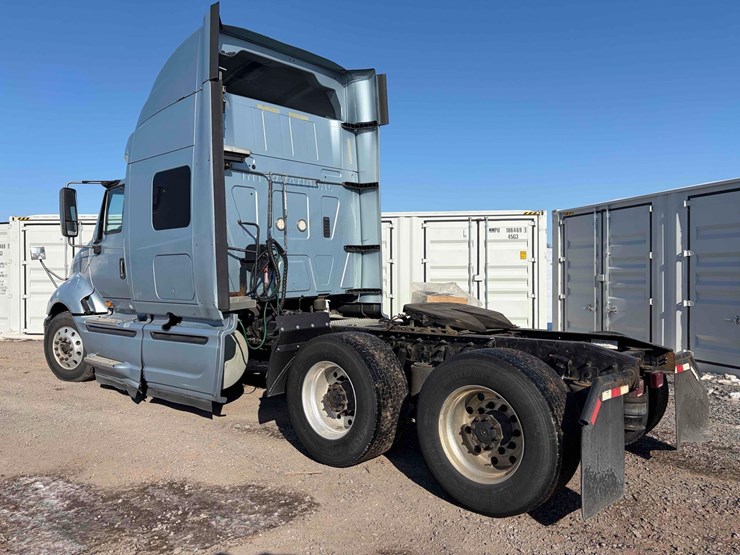 2017-international-prostar-image-5