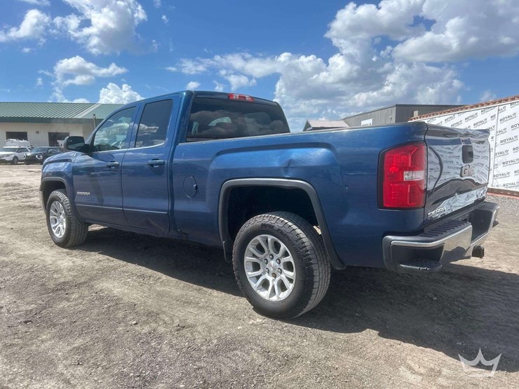 2018-gmc-sierra-1500-sle-image-4